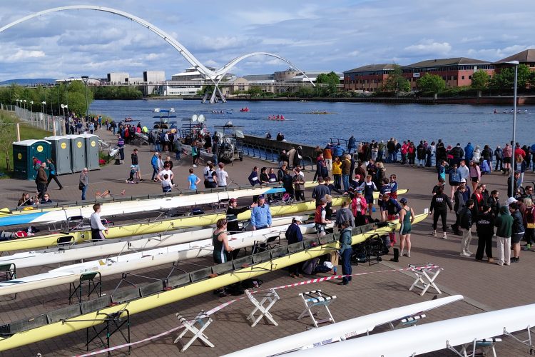 Multi-lane racing at Tees Regatta